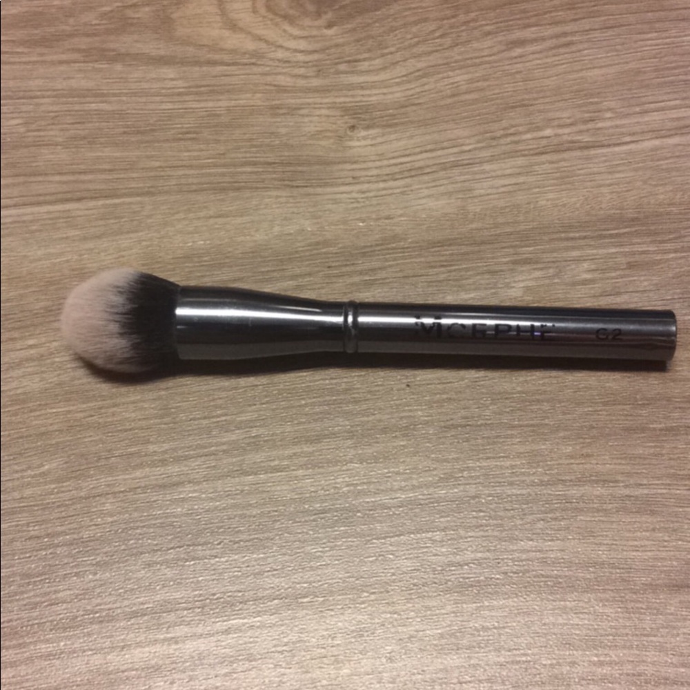 Morphe g2 makeup brush